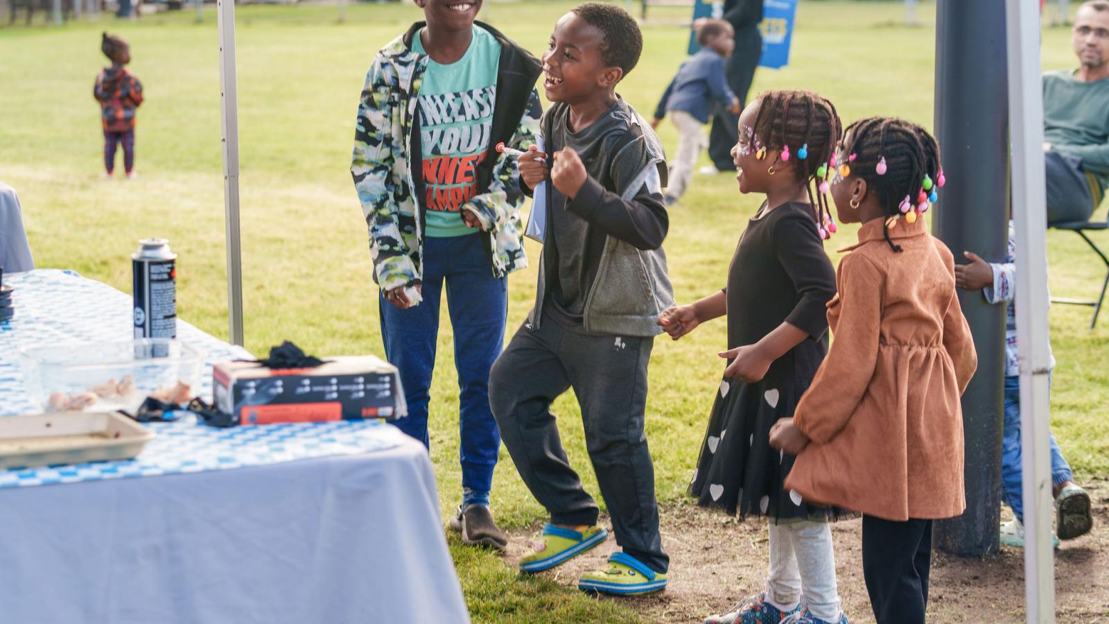 Kids enjoying food demonstration at Linwood Park